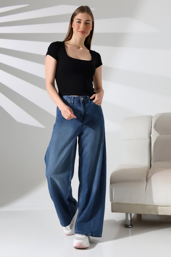 21804  KADIN KISA KOL FULL LYC RİB KOMPAKT PENYE TULUM KOL KARE YAKA BADY 