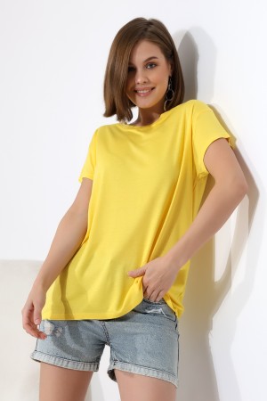 21256 KADIN KISA KOL SALAŞ BİSİKLET YAKA VSK TSHIRT