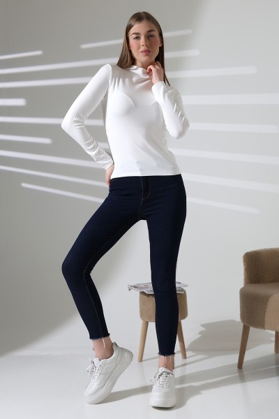 21950 KADIN KENDİLİĞİNDEN DİK YAKA FULL LYC VİSK RİBANA UZUN KOL TSHIRT 21950 KADIN KENDİLİĞİNDEN DİK YAKA FULL LYC VİSK RİBANA UZUN KOL TSHIRT