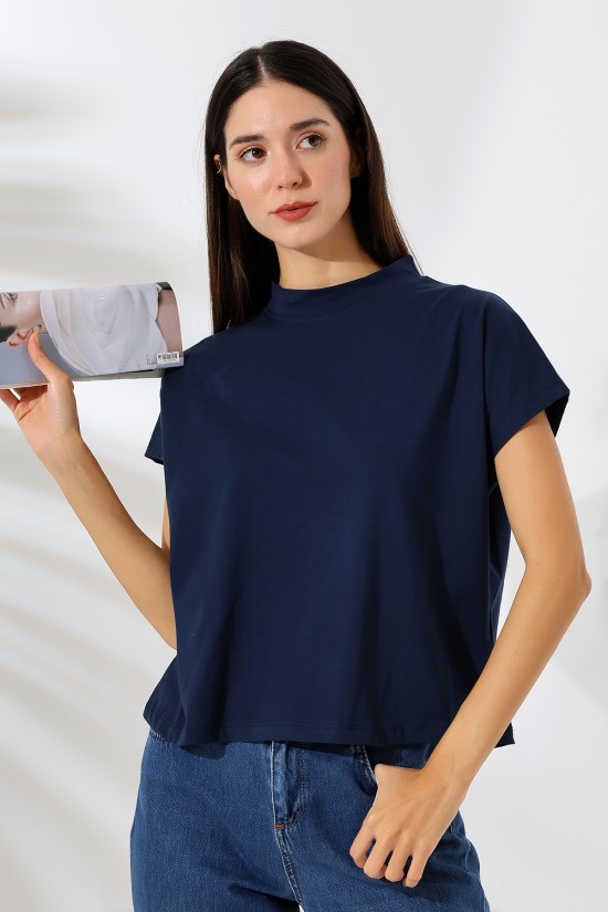 19588 BAYAN DİK YAKA KISA KOLU BEDENDE PAMUKLU KISA TSHIRT