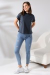 19588 KADIN DİK YAKA KISA KOLU BEDENDE PAMUKLU KISA TSHIRT 19588 KADIN DİK YAKA KISA KOLU BEDENDE PAMUKLU KISA TSHIRT