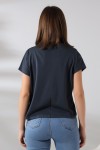 19588 KADIN DİK YAKA KISA KOLU BEDENDE PAMUKLU KISA TSHIRT 19588 KADIN DİK YAKA KISA KOLU BEDENDE PAMUKLU KISA TSHIRT