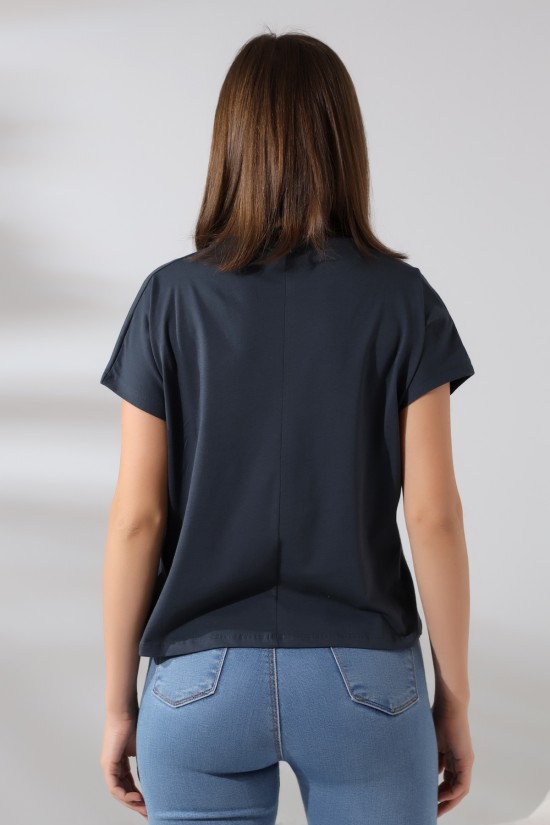 19588 KADIN DİK YAKA KISA KOLU BEDENDE PAMUKLU KISA TSHIRT 19588 KADIN DİK YAKA KISA KOLU BEDENDE PAMUKLU KISA TSHIRT