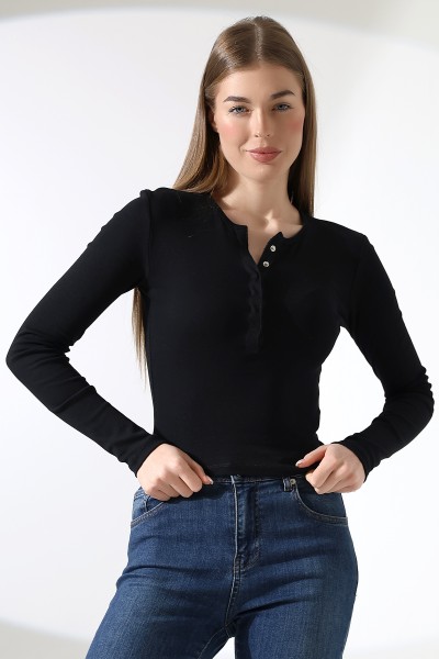 21947 KADIN RİBANA UZUN KOL PATI UZUN VE 6 ÇITÇITLI TSHIRT 