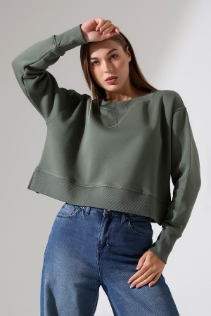 21925 KADIN 3 İP PENYE KOMPAKT ŞARDONLU YÜKSEK KAŞG YAKA ALTI ÜÇGEN  KARYOKALI  YANLARI YIRTMAÇLI I GENİŞ   SWEATSHIRT
