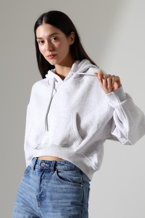 21968 KADIN 3 İP PENYE KOMPAKT ŞARDONLU SALAŞ ÖN ETEĞİ İÇE DOĞRU OVAL KAPŞONLU KANGURU CEPLİ SWEATSHIRT