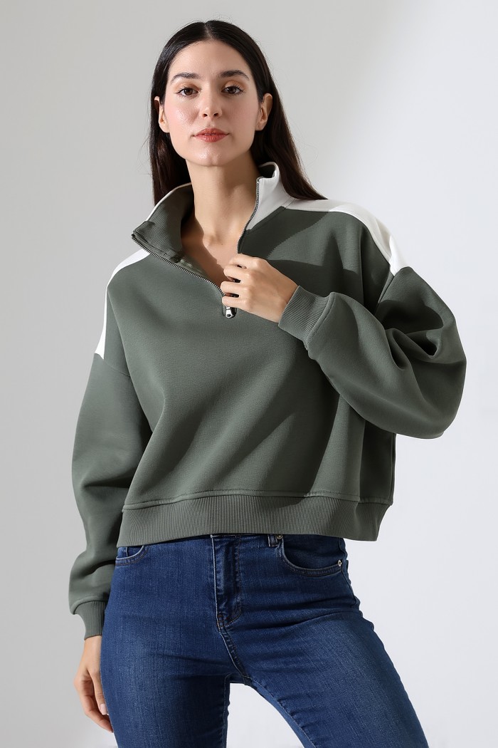 21963 KADIN 3 İP FERMUARLI KAMYONÖR GÖMLEK YAKA OMUZLARI VE YAKA GARNİLİ SALAŞ YANLARI KUPLU GENİŞ SWETSHIRT 21963 KADIN 3 İP FERMUARLI KAMYONÖR GÖMLEK YAKA OMUZLARI VE YAKA GARNİLİ SALAŞ YANLARI KUPLU GENİŞ SWETSHIRT