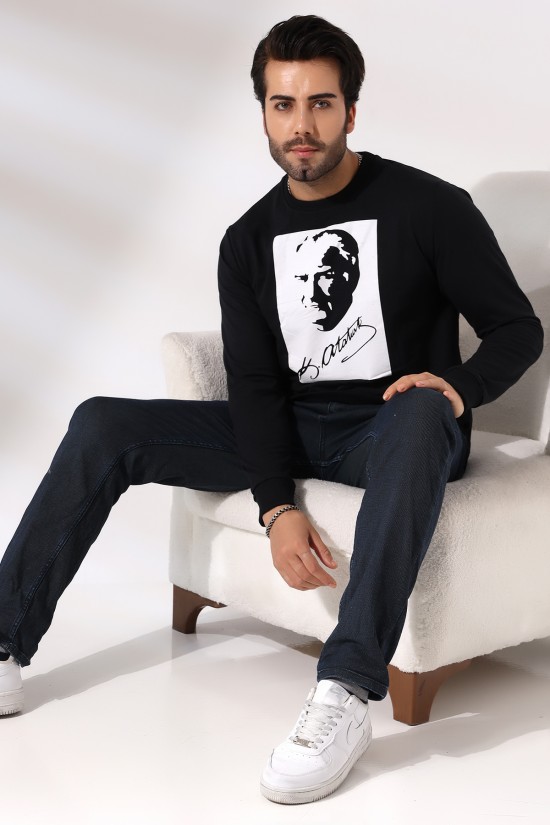 19157 K. ATATÜRK BASKILI BİSİKLET YAKA 2 İP ERKEK SWETSHİRT 19157 K. ATATÜRK BASKILI BİSİKLET YAKA 2 İP ERKEK SWETSHİRT