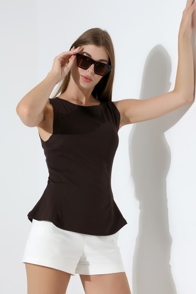 22070 KADIN KAYIK YAKA FULL LYC RİBANA YANLARI KUPLU PARÇALI ETEĞİ VOLANLI KOLSUZ TSHIRT 22070 KADIN KAYIK YAKA FULL LYC RİBANA YANLARI KUPLU PARÇALI ETEĞİ VOLANLI KOLSUZ TSHIRT