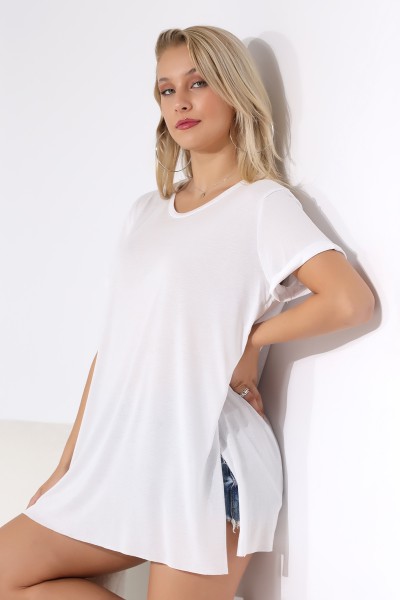 19598 KADIN KISA KOL KATLAMA. YANL YARI DİKİŞSİZ VE YIRTM.VSK BİSİKLET YAKA TUNİK TSHIRT