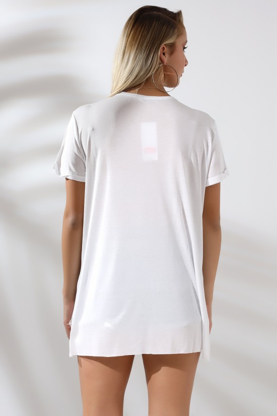 19598 BAYAN KISA KOL KATLAMA. YANL YARI DİKİŞSİZ VE YIRTM.VSK BİSİKLET YAKA TUNİK TSHIRT