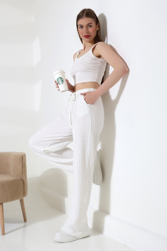 21959 KADIN JAKARLI KUMAŞ  CEPLİ İNCE BELLASTİKLİ PAÇASI AÇIK SALAŞ PANTOLON 