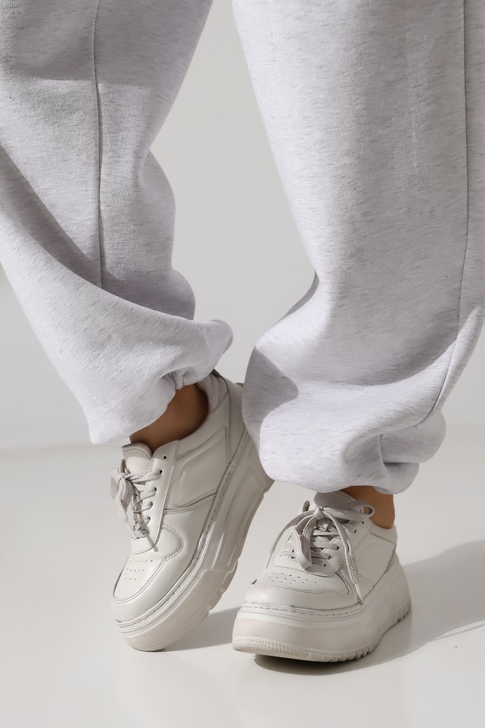 22135 KADIN 3 İP PENYE KOMPAKT ŞARDONLU ARKA TEK CEPLİ ÖNÜ PATLI PAÇASI AÇIK LASTİK AYAR BÜZGÜLÜ EŞOFMAN PANTOLON 22135 KADIN 3 İP PENYE KOMPAKT ŞARDONLU ARKA TEK CEPLİ ÖNÜ PATLI PAÇASI AÇIK LASTİK AYAR BÜZGÜLÜ EŞOFMAN PANTOLON