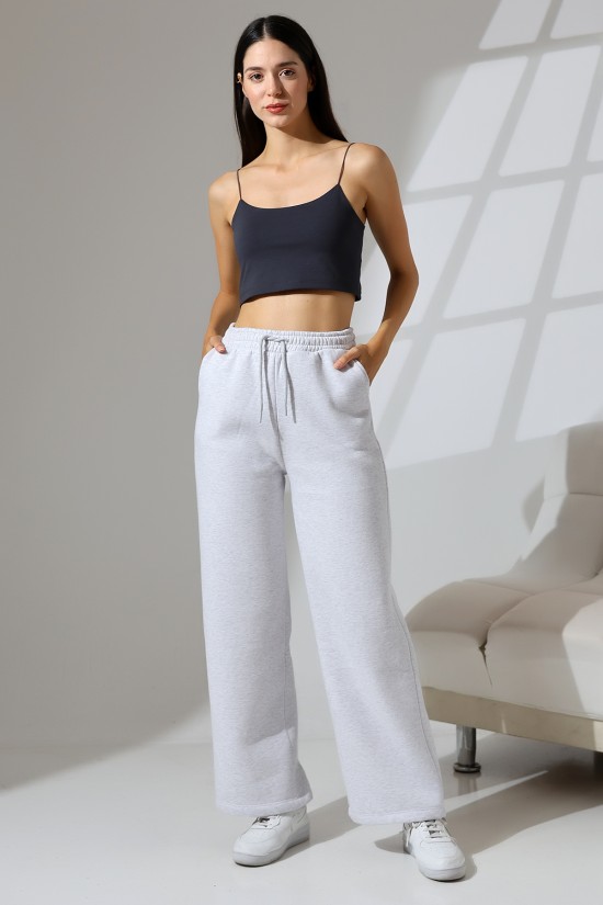 21776 KADIN 3 İP PENYE KOMPAKT ŞARDONLU CEPLİ PAÇASI AÇIK EŞOFMAN PANTOLON 21776 KADIN 3 İP PENYE KOMPAKT ŞARDONLU CEPLİ PAÇASI AÇIK EŞOFMAN PANTOLON