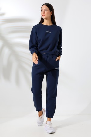 21698 DİESLİFE ENJEKSİYON BASK. KADIN 3 İP PENYE KOMPAKT ŞARDONLU BİSİKLET YAKA GENİŞKISA SWEAT VE.CEPLİ ENJ BASK PAÇA LAST.PANTOLON ALT ÜST TAKIM 