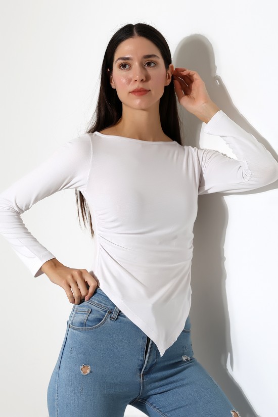22017 KADIN KAYIK YAKA UZUN KOL YANLARI BÜZGÜLÜ VE ÖNÜ ASİMETRİK KESİMLİ BLUZ 22017 KADIN KAYIK YAKA UZUN KOL YANLARI BÜZGÜLÜ VE ÖNÜ ASİMETRİK KESİMLİ BLUZ